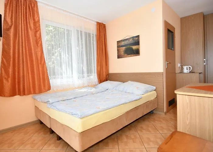 Atina * Władysławowo